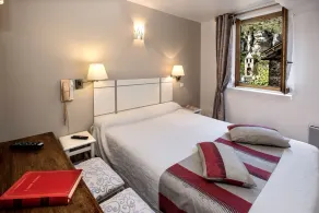 Logis Hôtel restaurant Auberge de la Cascade - Chambre