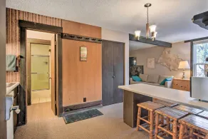 Cozy Big Sky Studio ~ 1 Mile to Mtn Village! - Intérieur