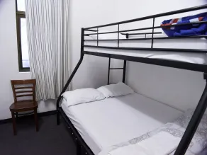 Maze Backpackers - Sydney - Room