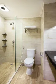 Riss Hotel Malioboro - Bathroom