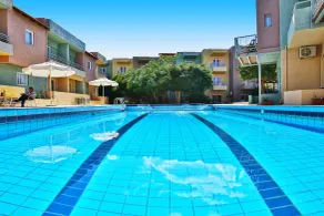 Cosman Hotel Apartments - Piscina