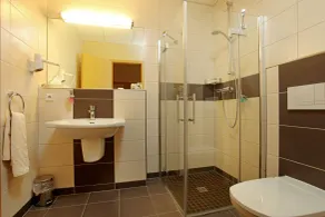 Sporthotel Neuruppin - Bathroom