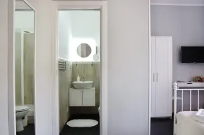 B&B Binario Uno - Bathroom