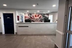 Hawthorn Extended Stay by Wyndham Hobbs - Hall