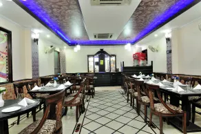 Hotel Maharaja Residency - Restaurant