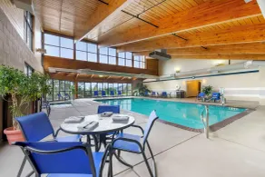 Best Western Plus Agate Beach Inn - Piscina