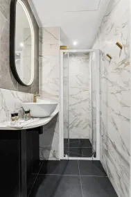 Hôtel Mondial - Salle de bain