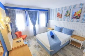 Akdeniz Beach Hotel - Habitación