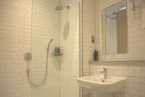 The Grand Bristol By Sunday - Baño