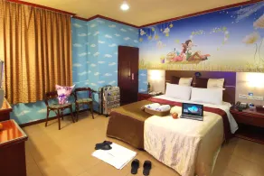 Golden Swallow Hotel - Room