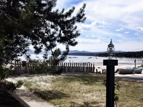 Tahoe Sands Resort - Jardines del alojamiento