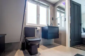 Luxury 4-Bedroom High-End Home, Includes Jacuzzi and Pool Table - Spa