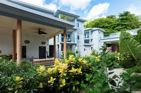 Cote d'Or Retreat - Rezeption
