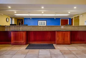 Tulsa Square Hotel Central, I-44 By OYO - Rezeption