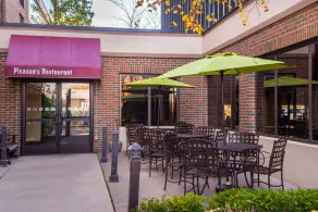 Holiday Inn Hotel & Suites Warren by IHG - Restaurant