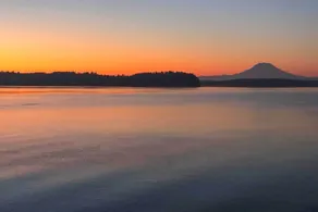 Relaxing Waterfront Escape ~ 11 Mi to Olympia - Innenbereich
