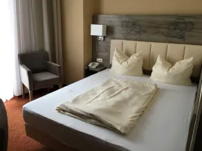 Hotel Rosengarten - Room