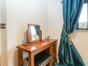 Palace Farmhouse - Room