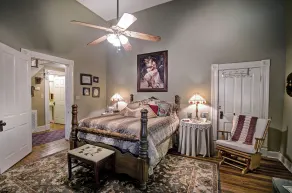 Clyde and Marie's Bed & Breakfast - Chambre
