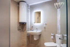 Cityscape Luxury Suites - Baño