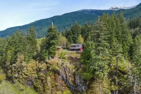 Skiing Or Hiking: Perfect Location! - Interior