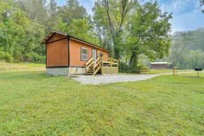 Hudsons Hideaway Cabin on Creek in Beattyville! - Innenbereich