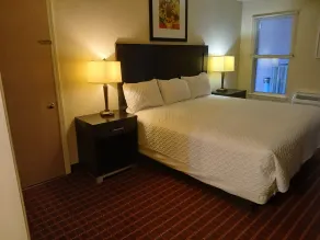 Xpress Inn & Suites - Zimmer