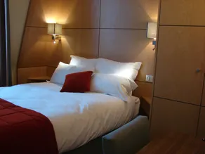 Hotel de L'Universite - Room