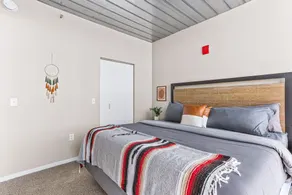 Ann Arbor City Club Apartments - Værelse