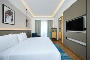 Iris Sarovar Portico - Room