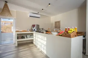 Atma Beach Rooms & Suites - Restaurant