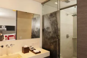EK Hotel By Preferred Hotels Group - Room