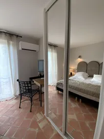 Hôtel L'Arena Fréjus - Chambre