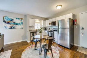 Top-Floor Wyandotte Apt Near Detroit Riverfront! - Interior