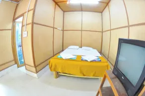 Palm Grove Eco Resort - Zimmer
