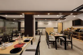 Ginger Katra - Restaurant