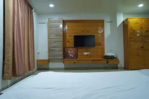 THE GREEN HILL RESORT - Room