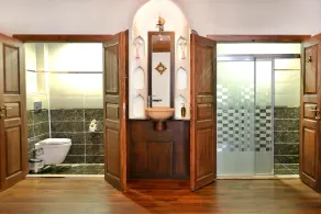 Uluhan Hotel - Baño