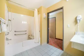 Quality Inn O'Fallon IL - St Louis - Salle de bain