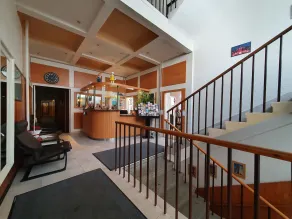 Residence Dykova - former Pension Jana, Domov Mládeže - Recepción