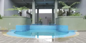 Hotel O Apartment Grand Asia Afrika By Prisma - Pool