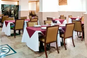 La Villa Hotel - Restaurant