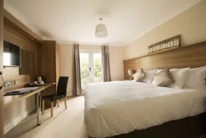 Riverside Hotel - Habitación