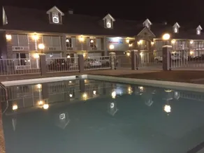 Interstate Inn - Pool