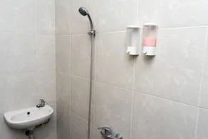 RedDoorz near Setrasari Mall 4 - Salle de bain