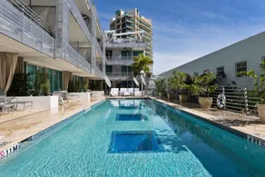 Penthouse with Private Rooftop - Pool