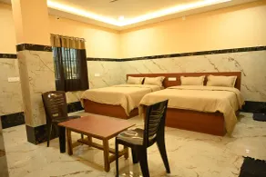Suba Lakshmi Guest House - Chambre