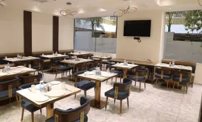 Lords Studio Inn, Jamnagar - Restaurant