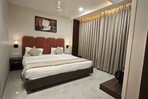 Hotel Kaashika - Room