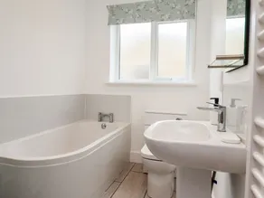 1 Orchard Cottages - Badeværelse